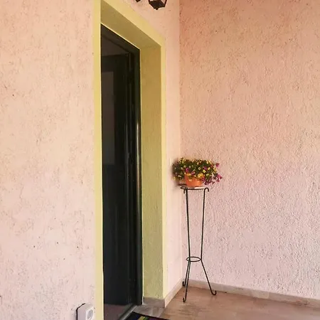 Aglaia's @ 7th Branch Road Apartment Acharavi (Corfu)
