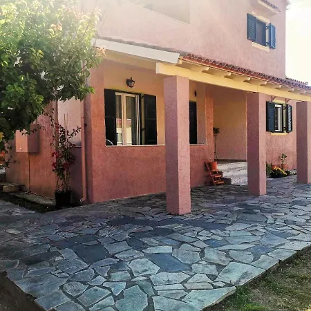Aglaia's @ 7th Branch Road Apartment *