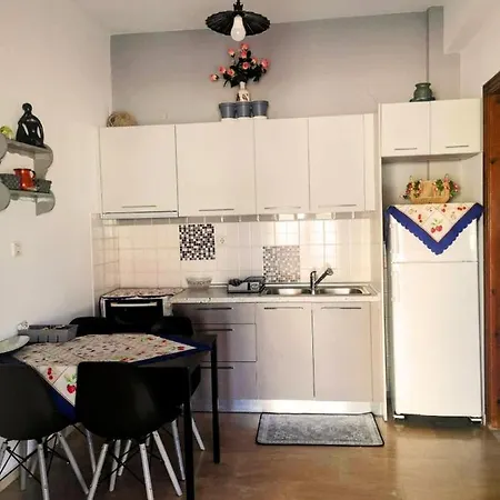 Aglaia's @ 7th Branch Road Apartment *